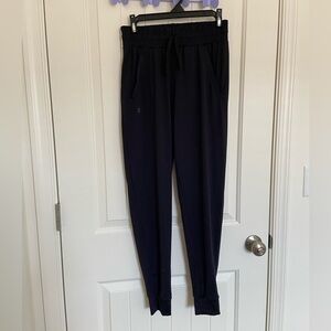NWOT | Under Armour women’s athletic joggers —‎ XS